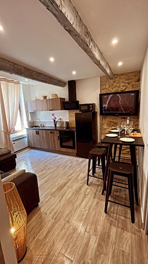 Appartement T2 Centre Village Cucuron Eksteriør billede
