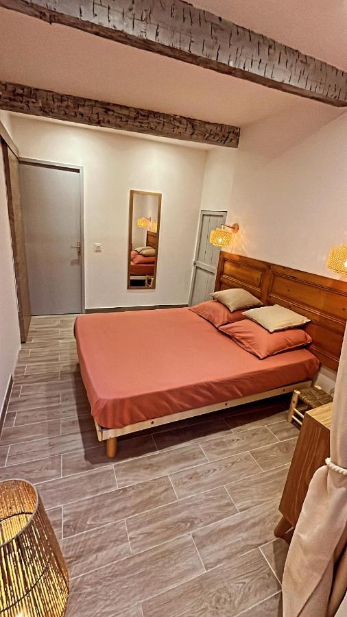 Appartement T2 Centre Village Cucuron Eksteriør billede